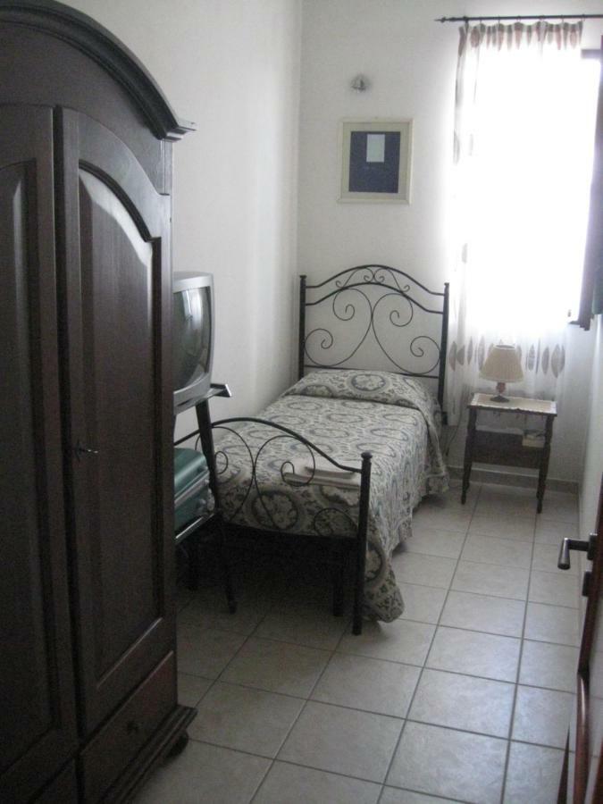 Villa Rita Bed & Breakfast Campi Salentina Extérieur photo