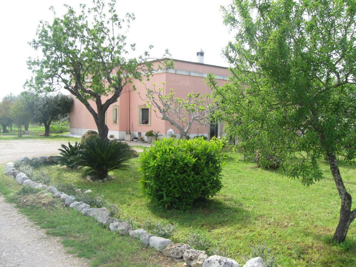 Villa Rita Bed & Breakfast Campi Salentina Extérieur photo